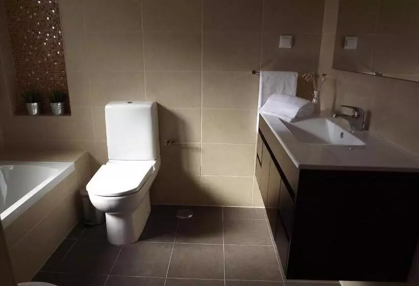 Majatalo Entrecubos Guesthouse