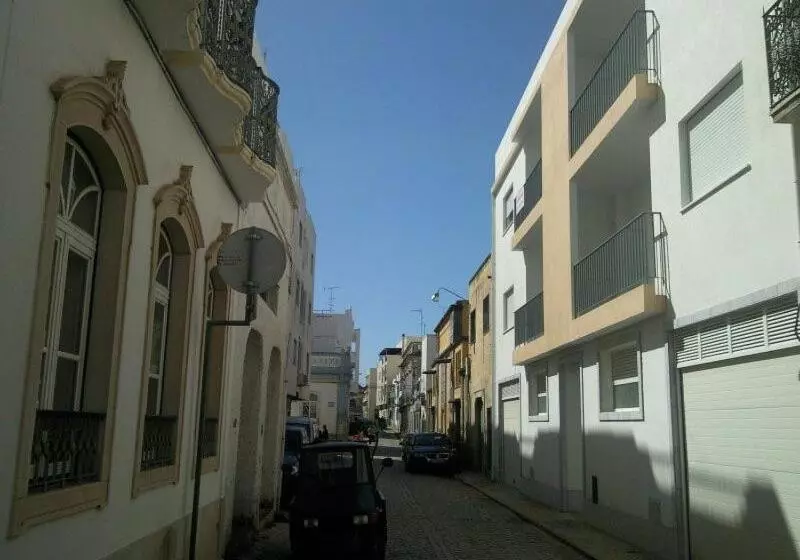 Majatalo Entrecubos Guesthouse