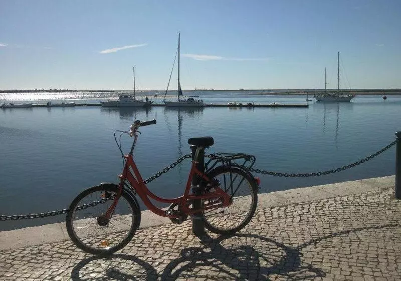 Majatalo Entrecubos Guesthouse