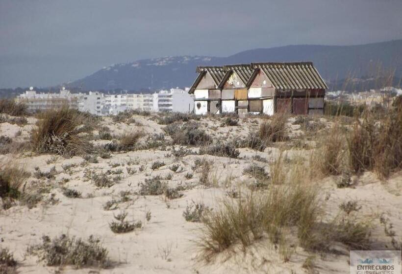 پانسیون Entrecubos Guesthouse