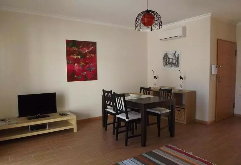 Majatalo Entrecubos Guesthouse