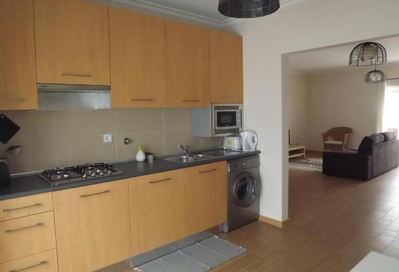 پانسیون Entrecubos Guesthouse