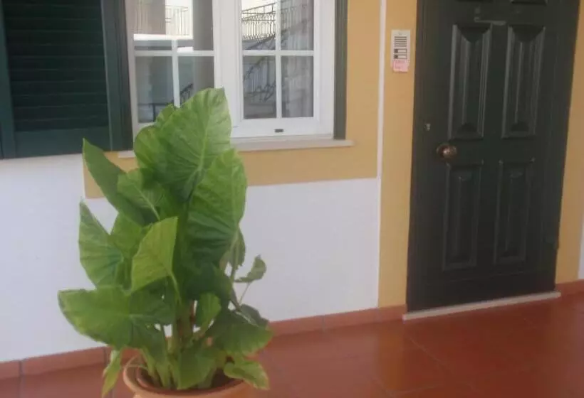 Majatalo Residencial Idalio