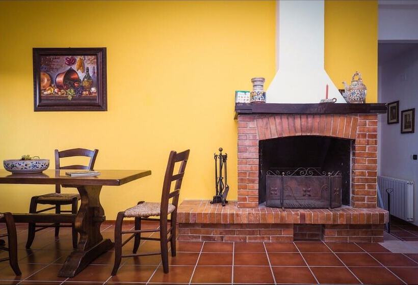 Cascina Gazzeri Country House