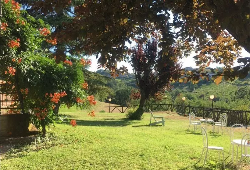 Cascina Gazzeri Country House