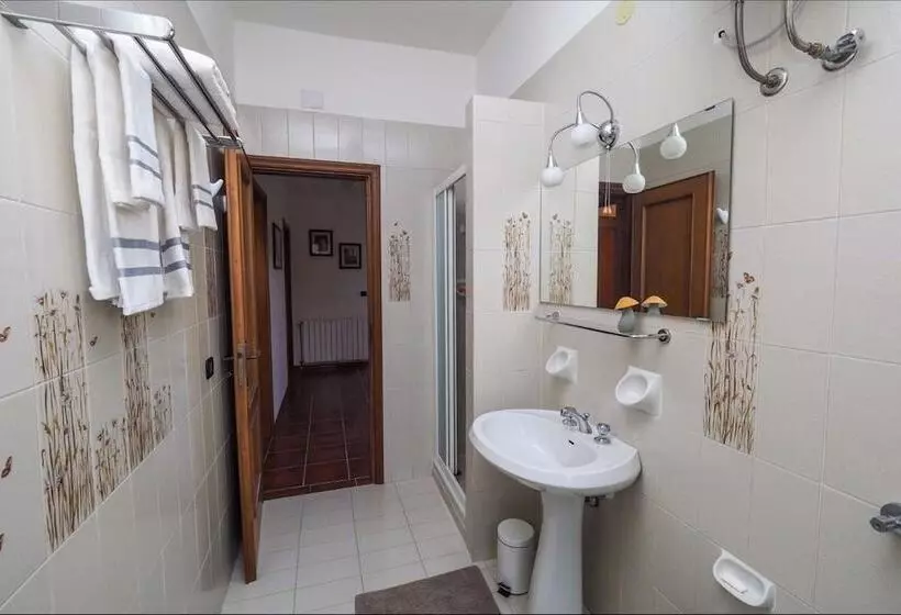 Cascina Gazzeri Country House