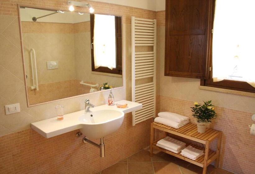 فندق Agriturismo Dallolivo