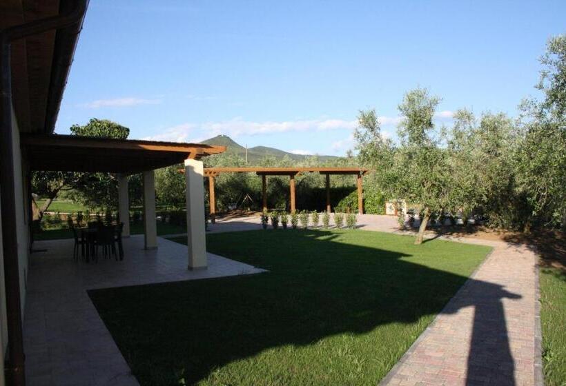 فندق Agriturismo Dallolivo