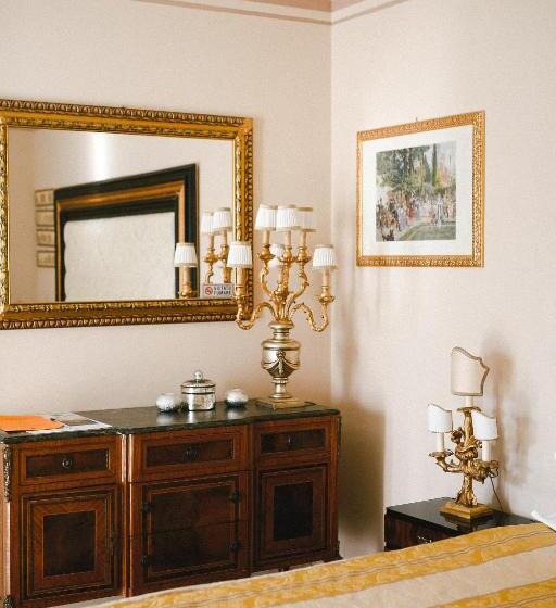 Martins Residence De Luxe