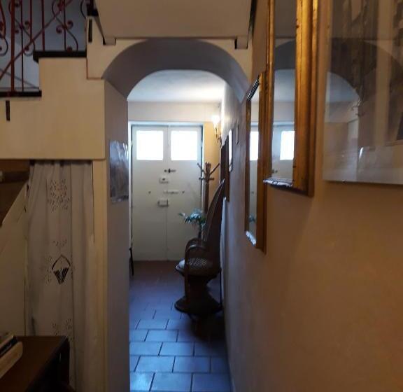 پانسیون Grandpa Mau