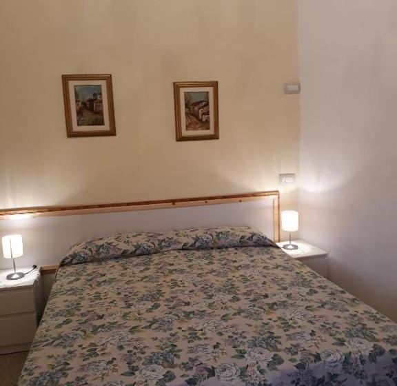 پانسیون Grandpa Mau