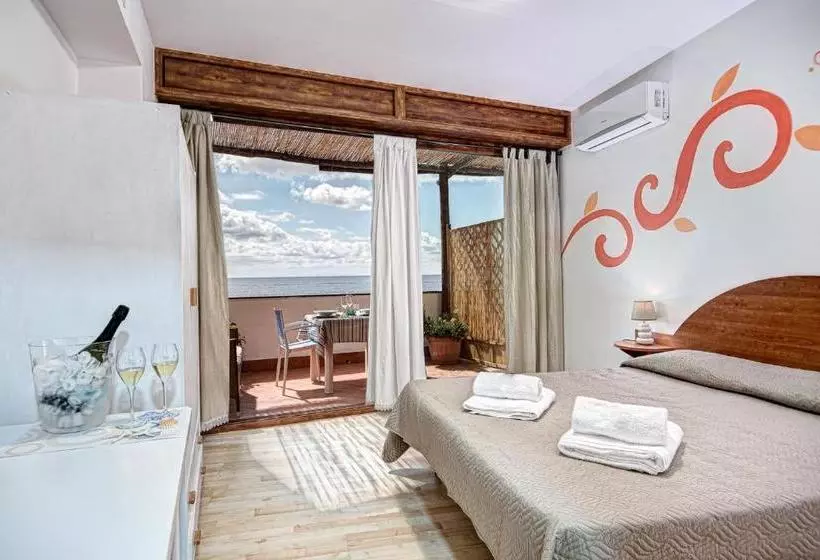 Belmare Residence On The Beach