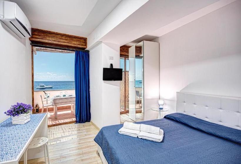 Belmare Residence On The Beach