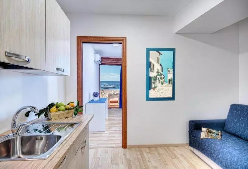 Belmare Residence On The Beach