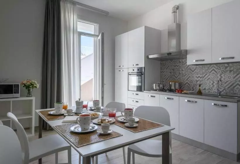 Calura Residence