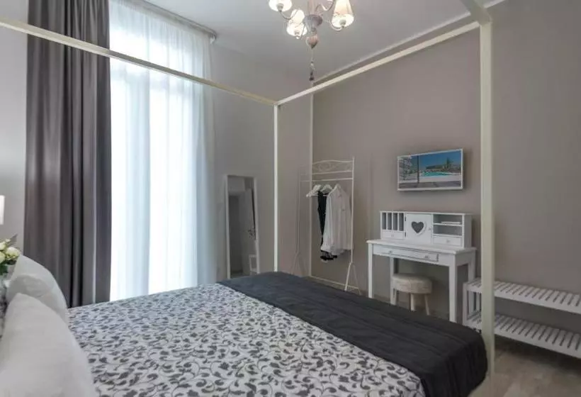 Calura Residence