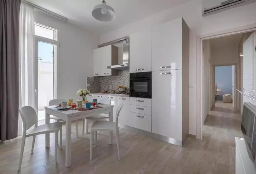 Calura Residence