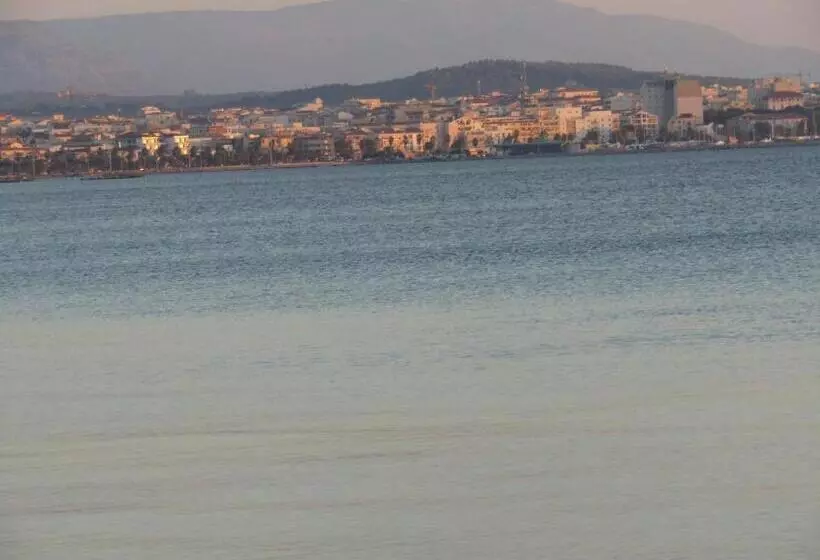 پانسیون Arenosu Comfort Country Resort