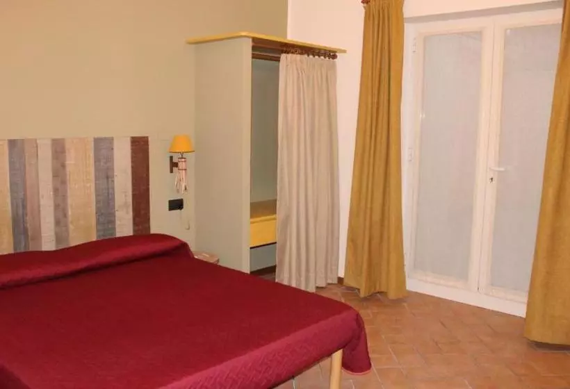 ペンション Camere Frangimare