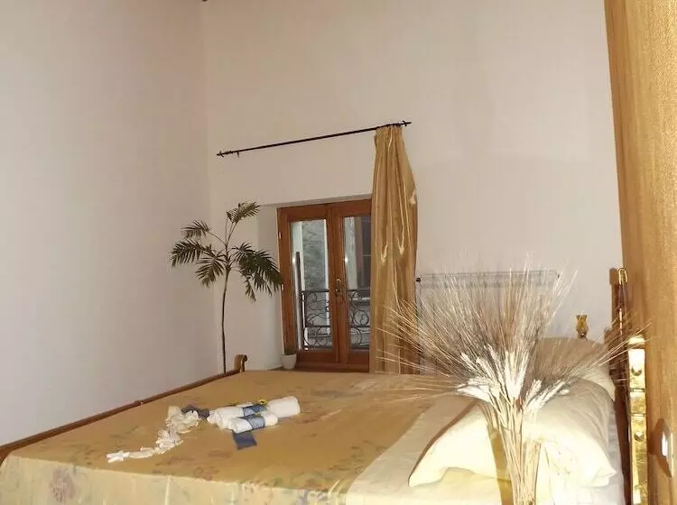 ペンション Casa Aurora