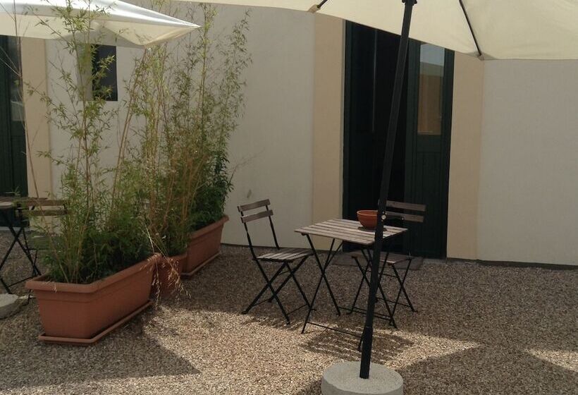 بنسيون Corte Lo Jucco