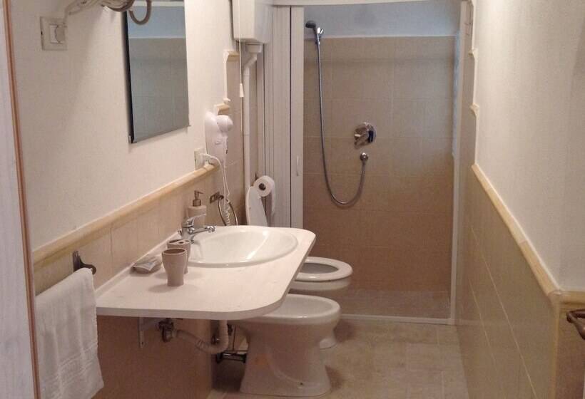 بنسيون Corte Lo Jucco