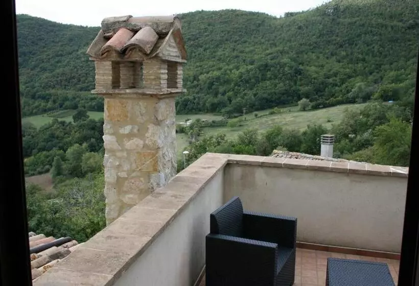 Hotelli Valle Del Belvedere