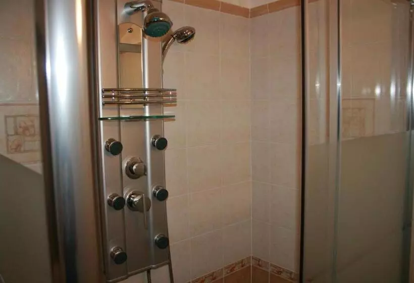 Hotelli Valle Del Belvedere