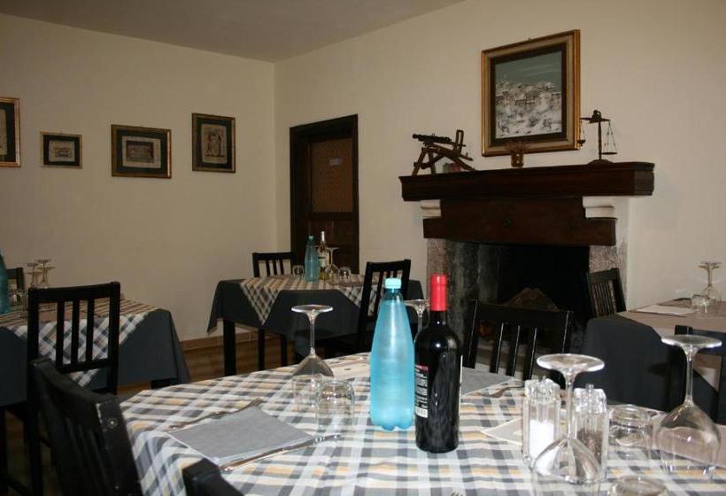 בית מלון כפרי Valle Del Belvedere