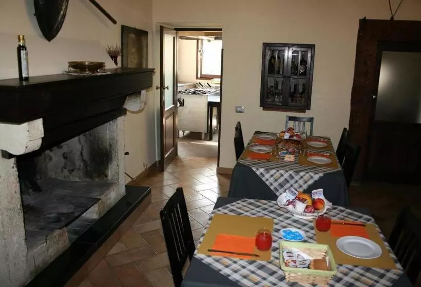 Hotelli Valle Del Belvedere