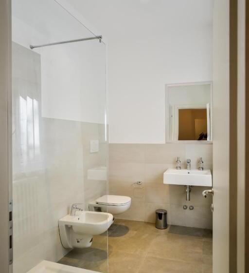 پانسیون Casa Ferrovieri