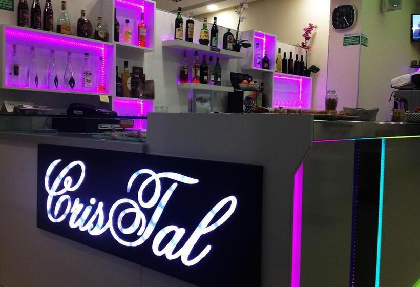 پانسیون Cristal Rooms