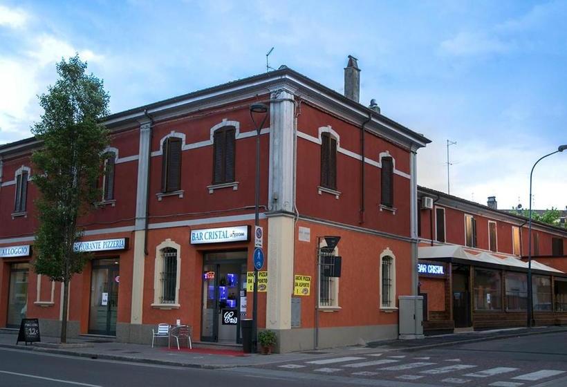 پانسیون Cristal Rooms