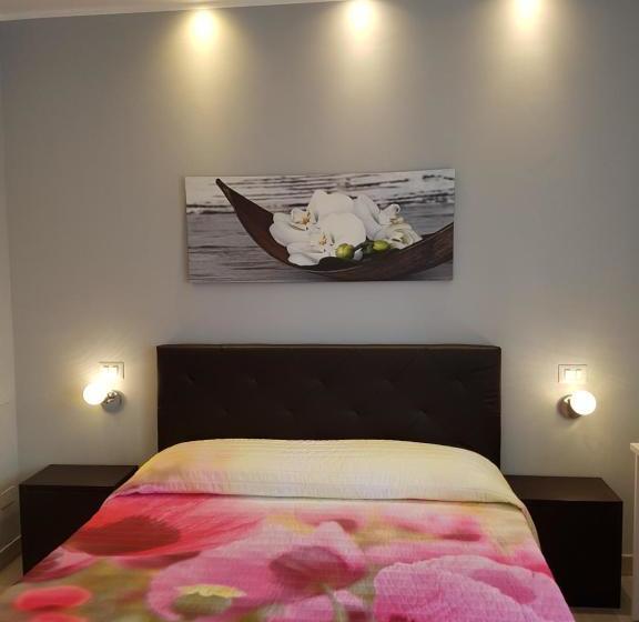 پانسیون Cristal Rooms