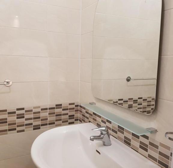 پانسیون Cristal Rooms