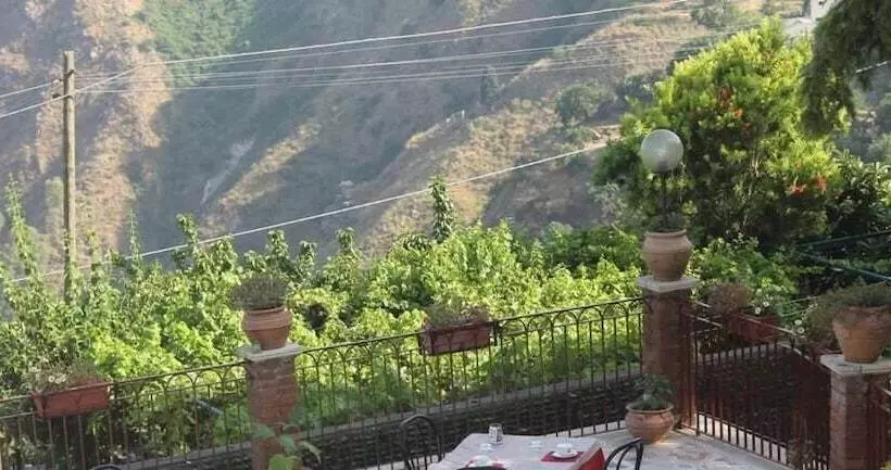 پانسیون Venere B&b Castelmola