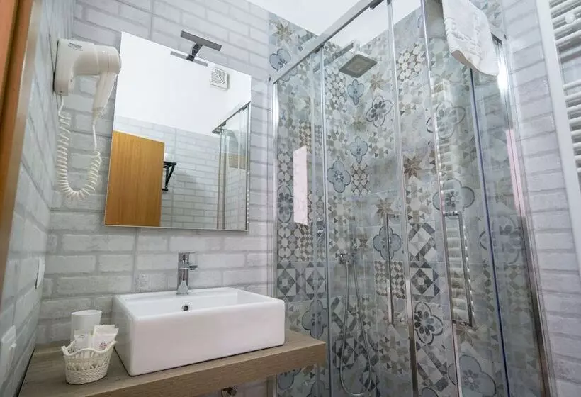 هتل Agriturismo Le Matinelle