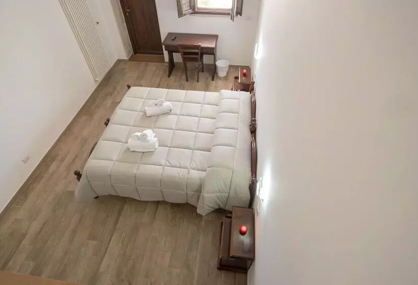 هتل Agriturismo Le Matinelle