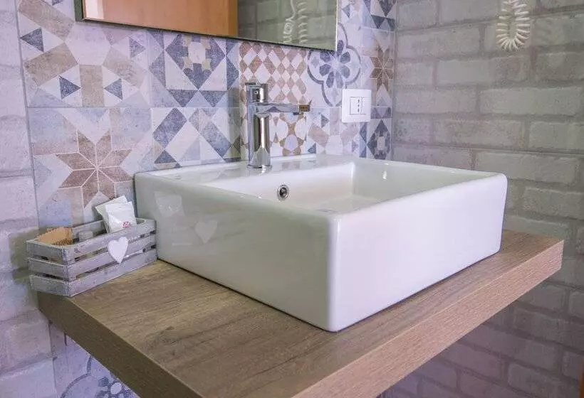 هتل Agriturismo Le Matinelle