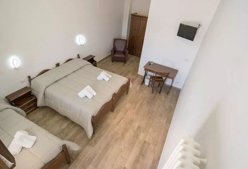هتل Agriturismo Le Matinelle