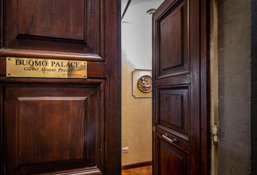 پانسیون Duomo Palace