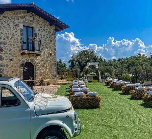 هتل Agriturismo Le Faeta