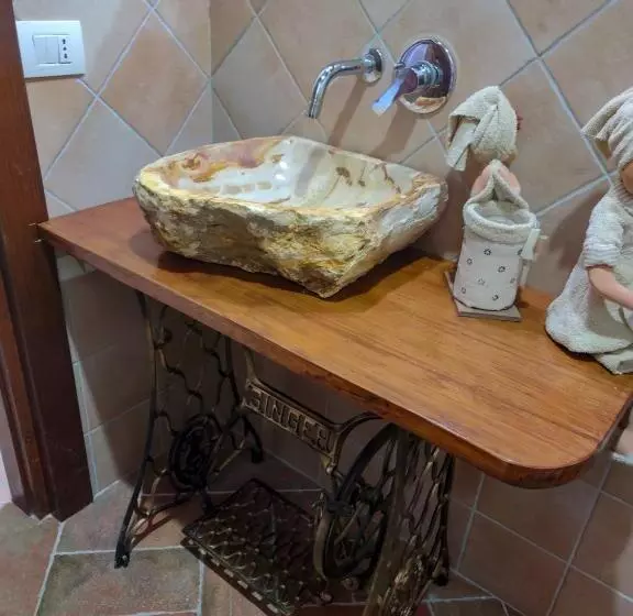 هتل Agriturismo Le Faeta
