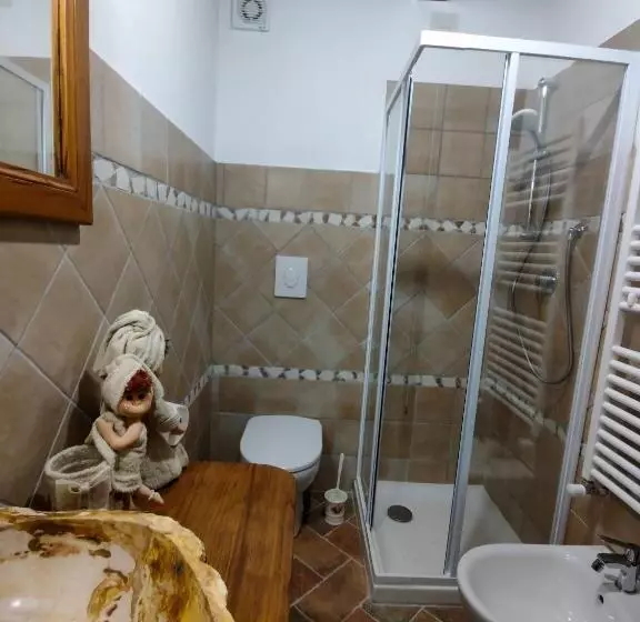 هتل Agriturismo Le Faeta