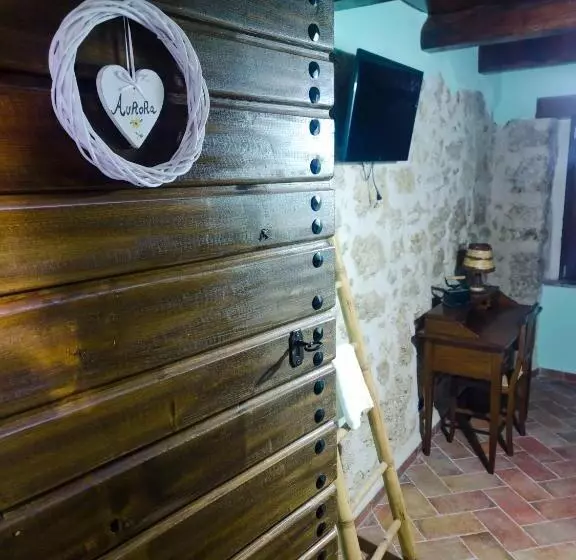 هتل Agriturismo Le Faeta