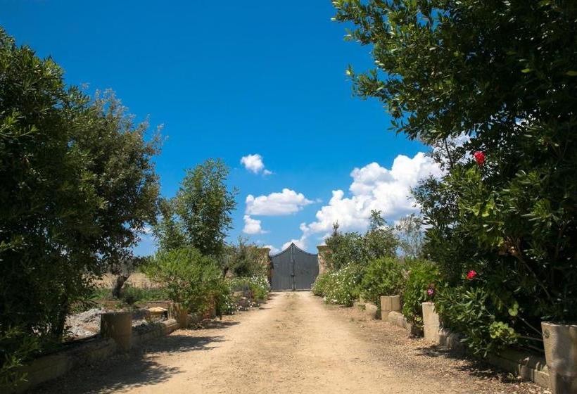 בית מלון כפרי Masseria Nanni