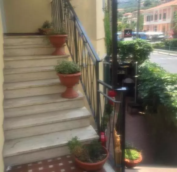 ペンション Affitta Camere Da Lalla