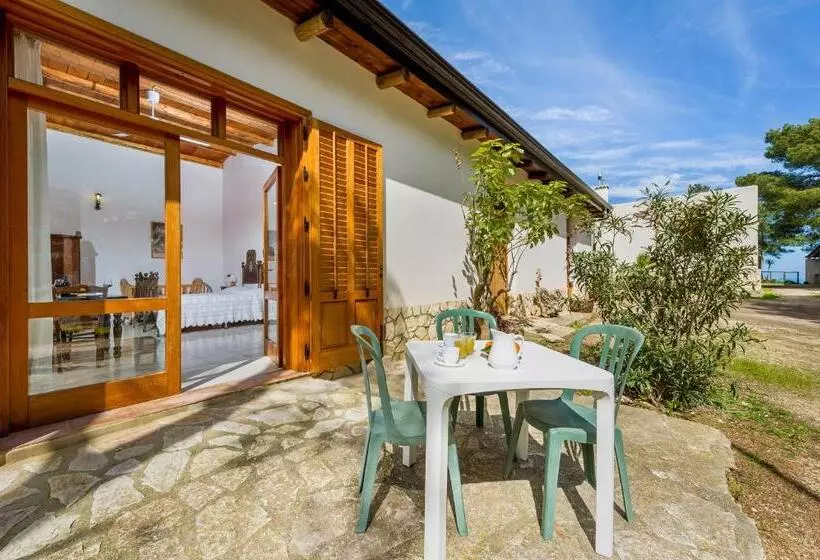 ホテル Agriturismo Finazzo