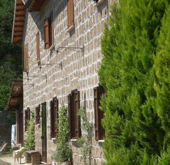Hotelli Agriturismo Le Forre Del Treja