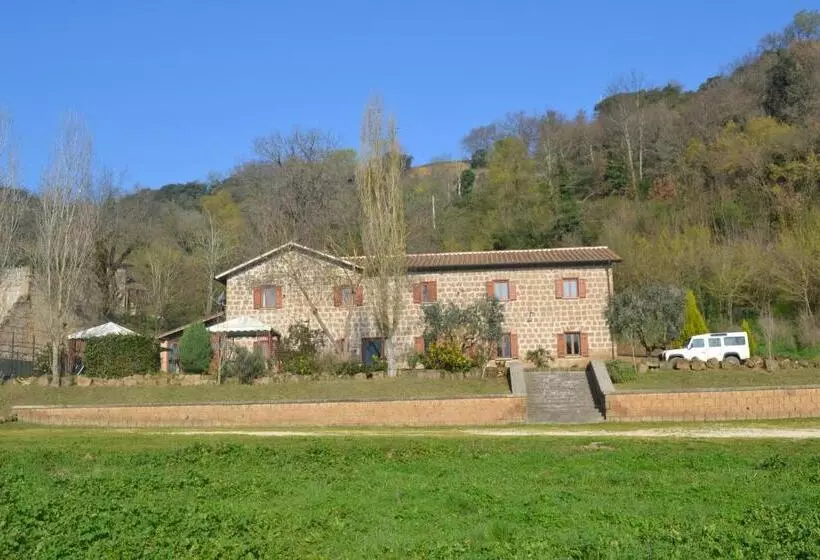 Hotelli Agriturismo Le Forre Del Treja